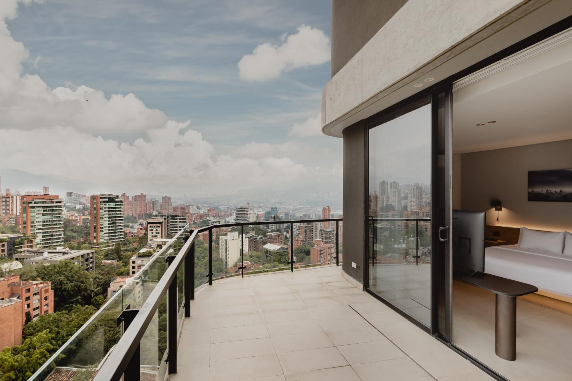 Seissta Medellin Aparthotel Luaran gambar